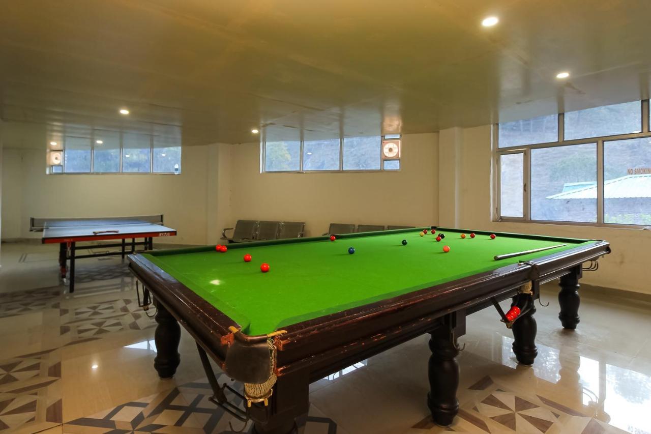 Oyo 8367 Hotel The Woodz Pālampur Екстериор снимка